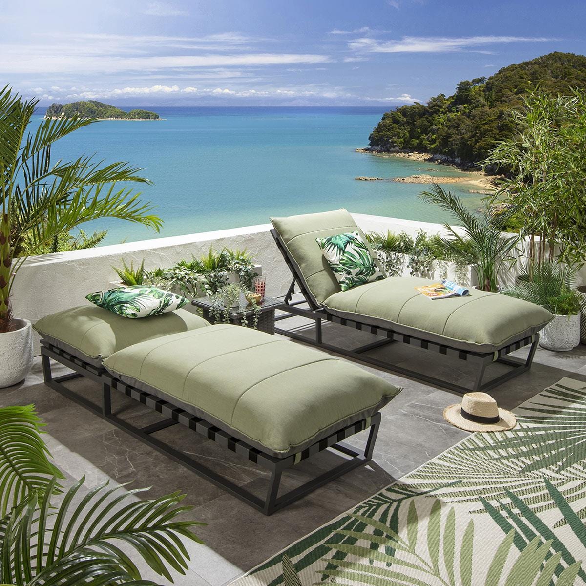 2 Ocean Cushioned Sun Loungers Green 212x84cm